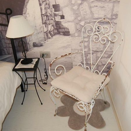 Studio Apartment For 2 Adults And 1 Child Makarská Exteriér fotografie