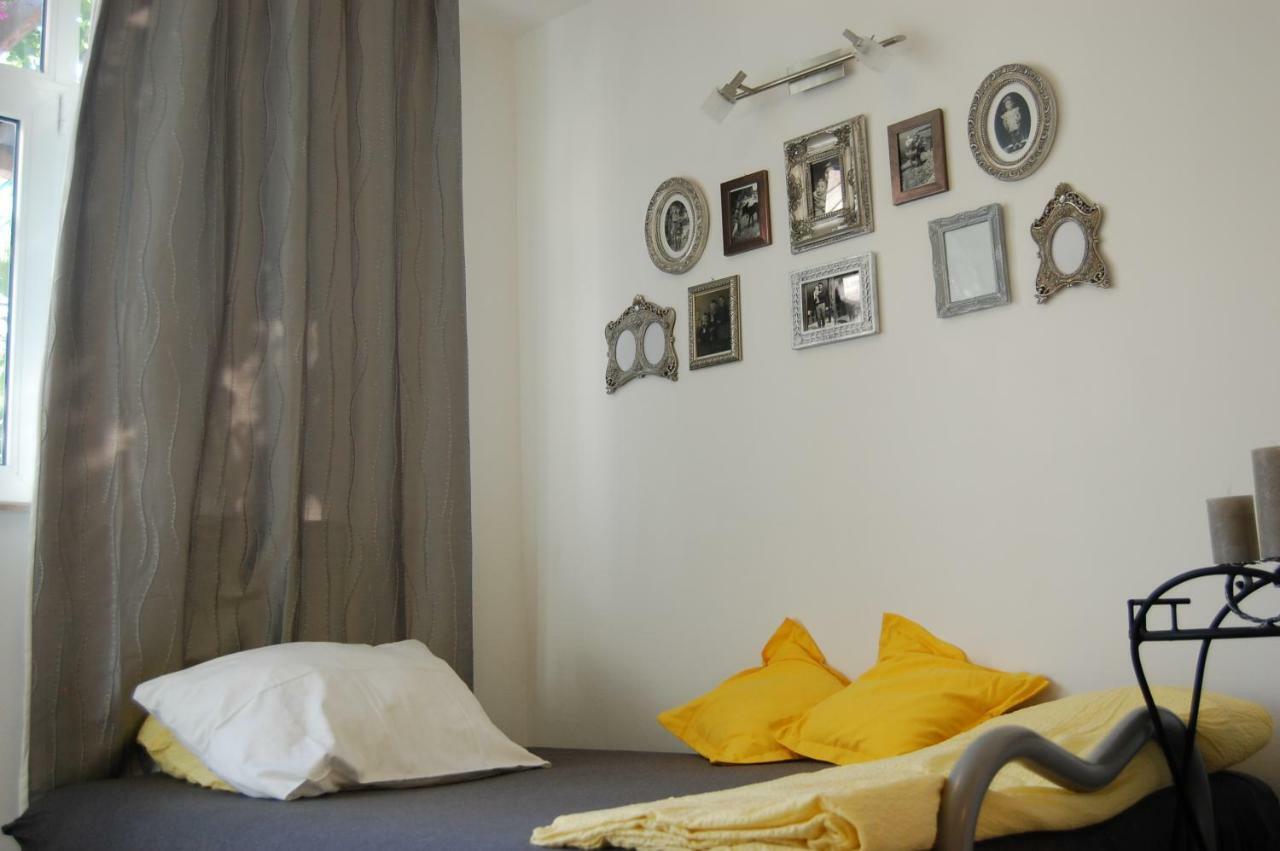 Studio Apartment For 2 Adults And 1 Child Makarská Exteriér fotografie